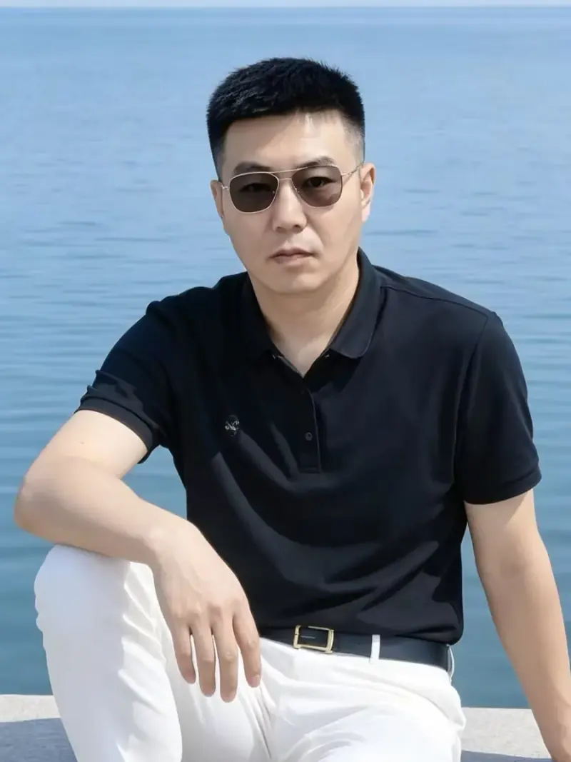 王烔博 形象照